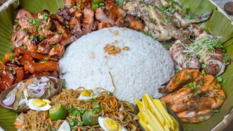 Why Banana Leaves Are Part of the Filipino Dining Experience?